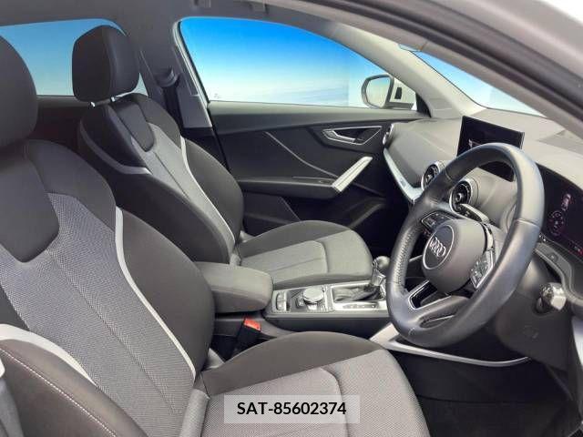 Audi Q2 2018-10 344992-7