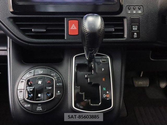 Toyota VOXY 2015-05 229875-11