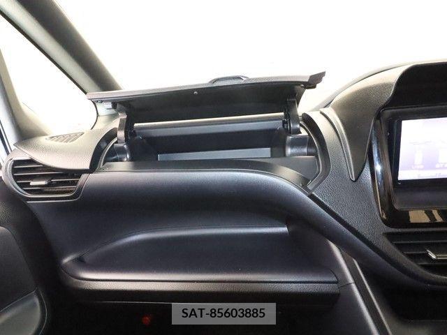 Toyota VOXY 2015-05 229875-13
