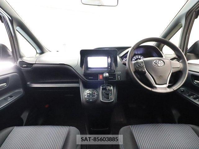Toyota VOXY 2015-05 229875-2