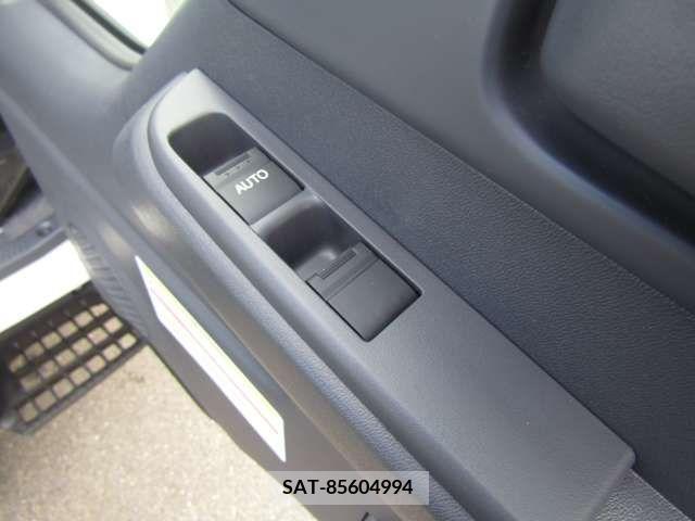 Mazda TITAN 2023-04 200104-18