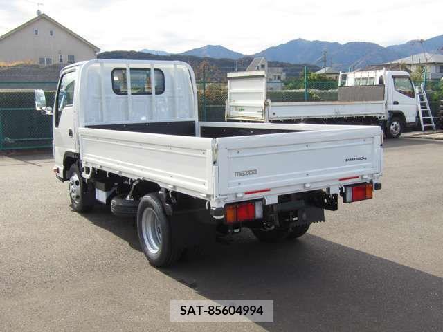 Mazda TITAN 2023-04 200104-6