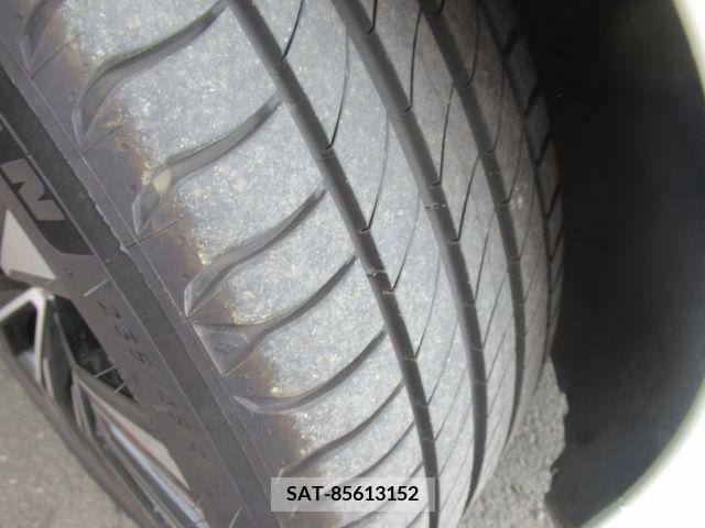 Volvo V60 2023-03 334808-14