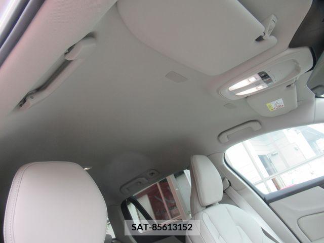 Volvo V60 2023-03 334808-9