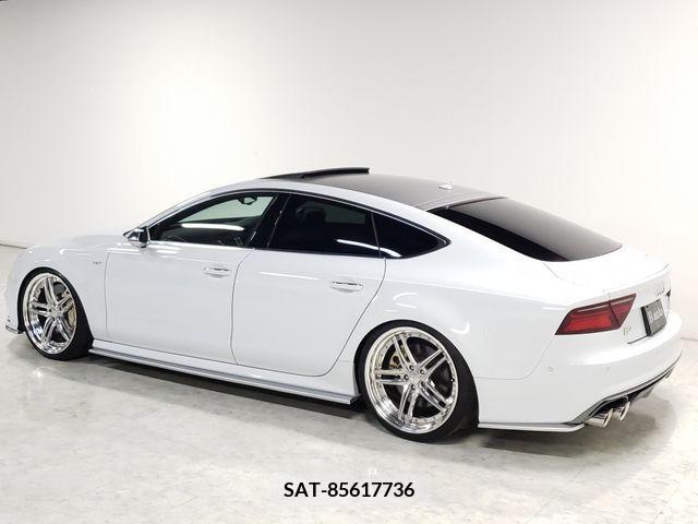 Audi S7 2015-06 350983-5