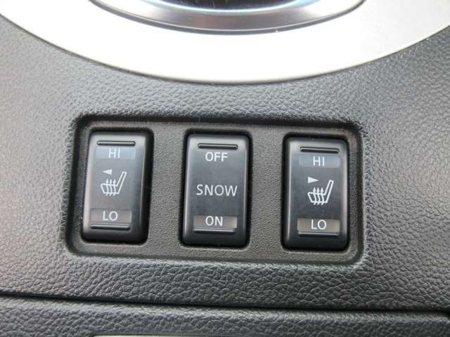 Nissan SKYLINE COUPE 2008-01 8739-17