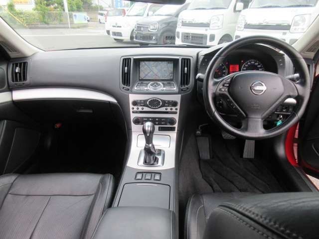 Nissan SKYLINE COUPE 2008-01 8739-1