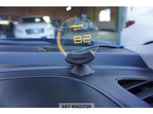 Suzuki SWIFT 2022-06 320835-19