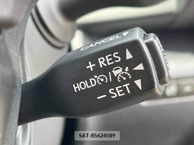 Lexus IS 2023-07 297917-5
