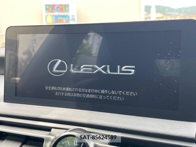 Lexus IS 2023-07 297917-3