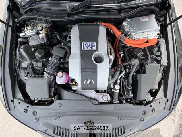 Lexus IS 2023-07 297917-18