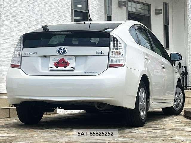 Toyota PRIUS 2010-07 282117-2