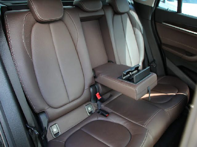 Bmw X1 2019-02 16482-22