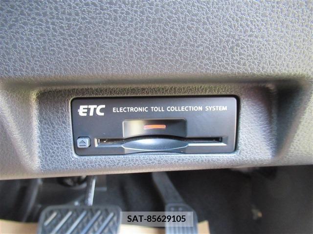Nissan LEAF 2019-09 324802-18
