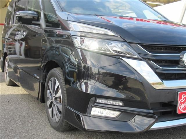 Nissan SERENA 2017-07 189077-18