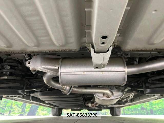 Toyota VOXY 2017-12 288889-19