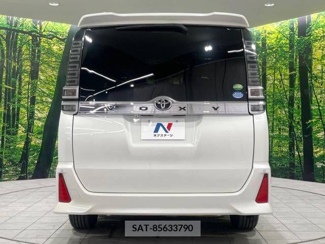 Toyota VOXY 2017-12 288889-15