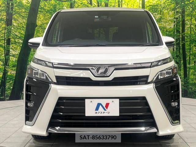 Toyota VOXY 2017-12 288889-14