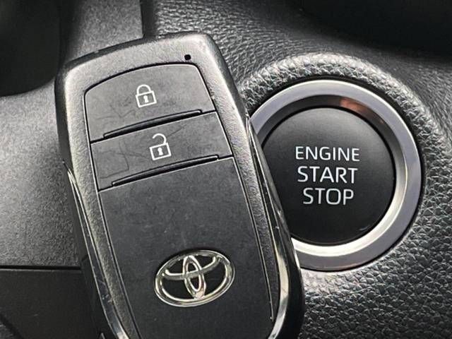 Toyota YARIS CROSS 2023-03 189537-7