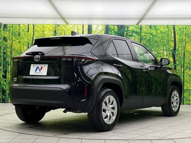 Toyota YARIS CROSS 2023-03 189537-17