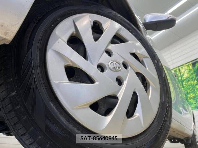 Toyota AQUA 2017-04 314286-13