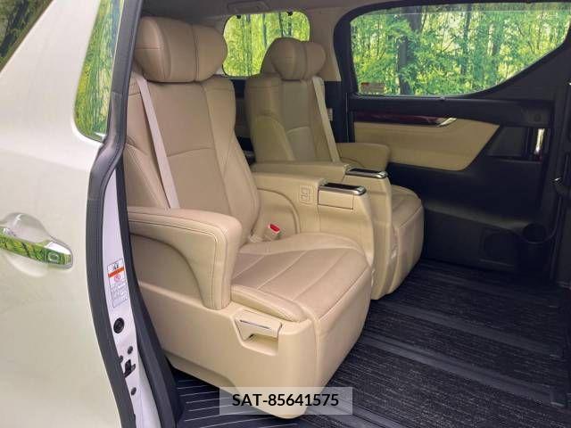 Toyota ALPHARD 2015-10 259305-9
