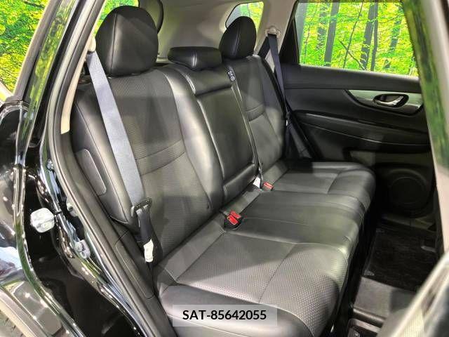 Nissan X-TRAIL 2015-06 381602-9