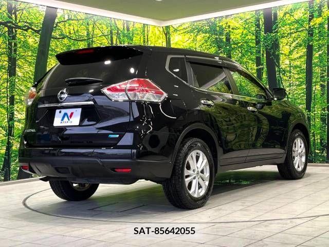 Nissan X-TRAIL 2015-06 381602-17