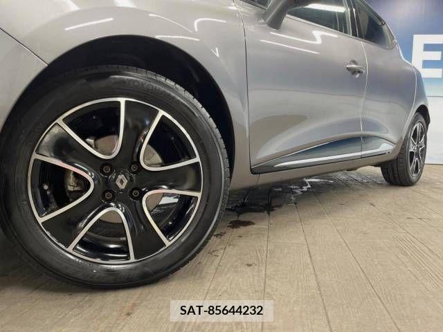 Renault LUTECIA 2016-05 342249-14