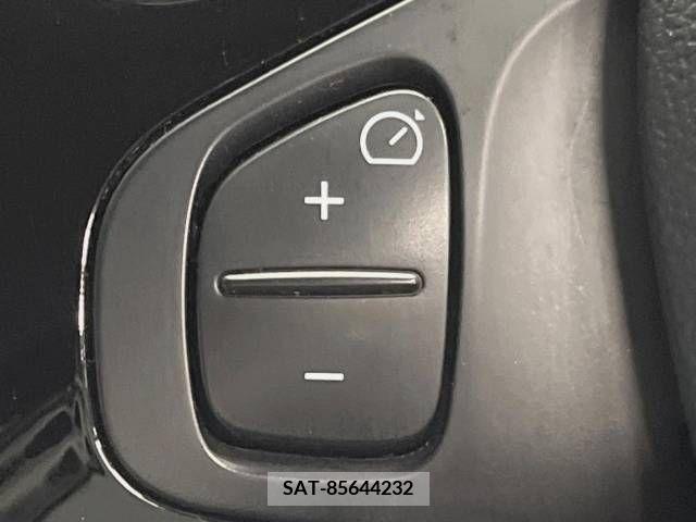 Renault LUTECIA 2016-05 342249-7