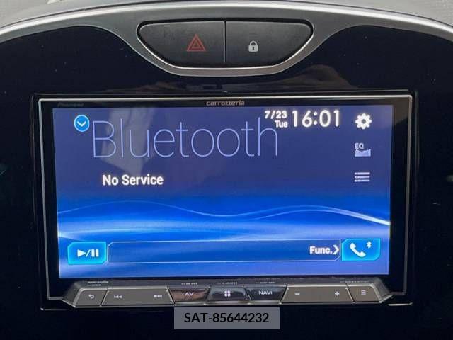 Renault LUTECIA 2016-05 342249-5