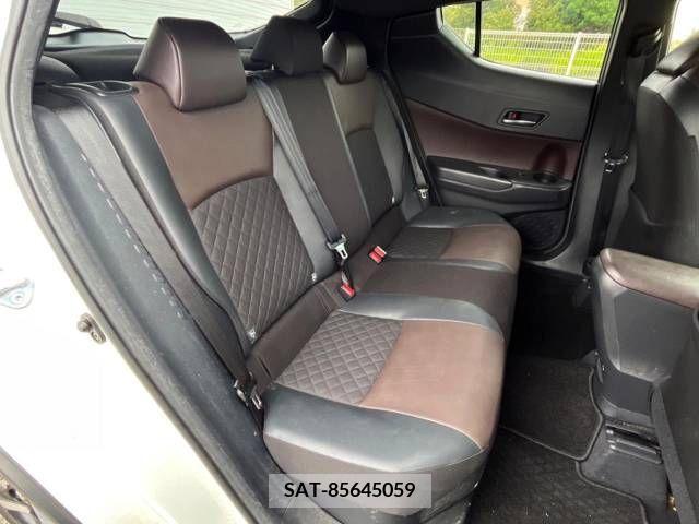 Toyota C-HR 2017-04 248033-9