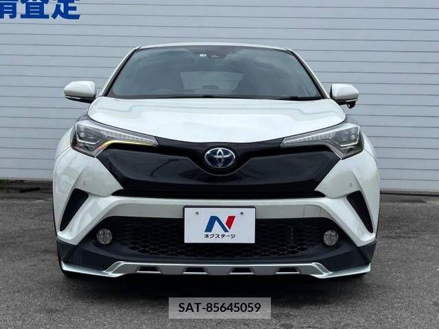 Toyota C-HR 2017-04 248033-14