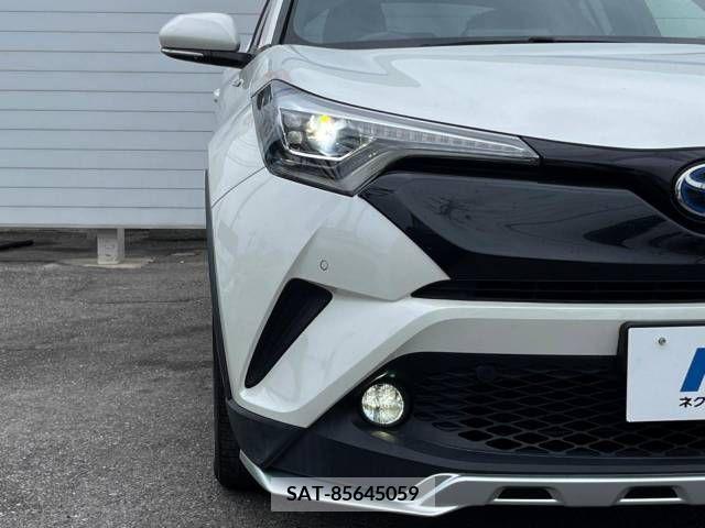 Toyota C-HR 2017-04 248033-12