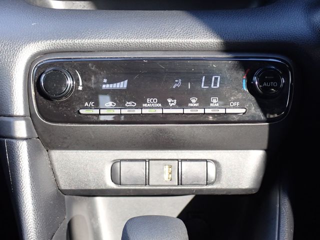 Toyota YARIS 2020-09 6206-11