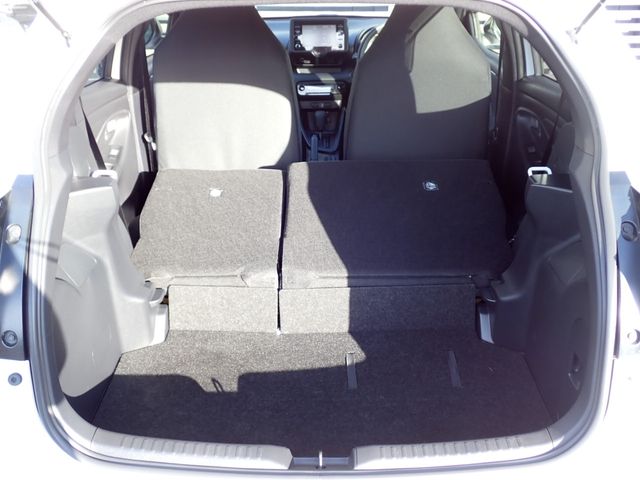 Toyota YARIS 2020-09 6206-17