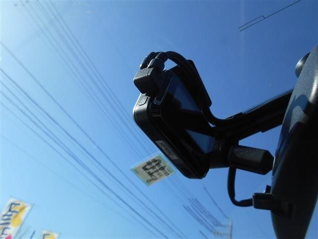 Nissan NOTE 2013-08 189897-24