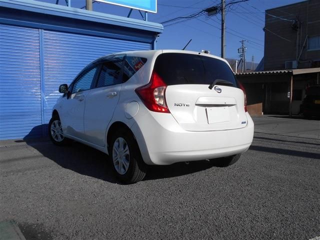 Nissan NOTE 2013-08 189897-5