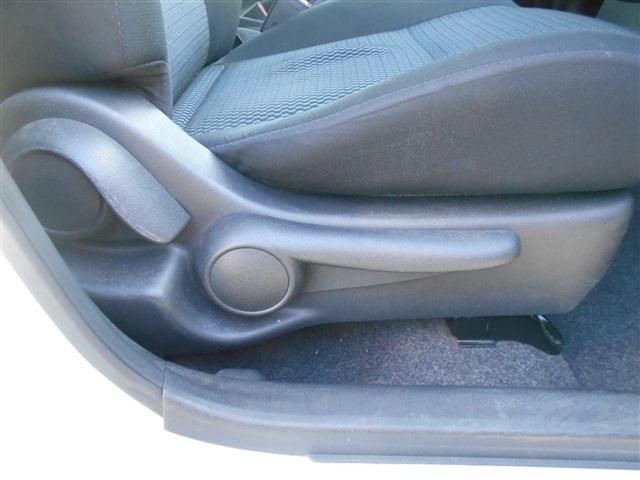 Nissan NOTE 2013-08 189897-26