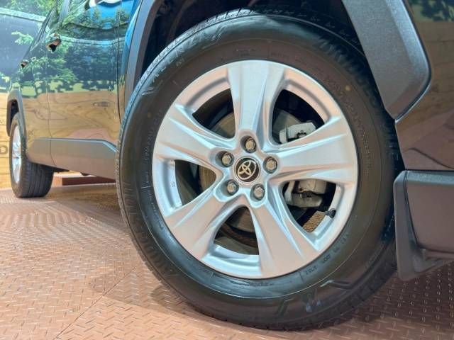 Toyota RAV4 2021-05 182401-12