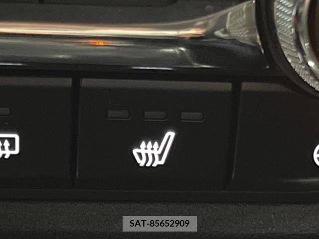 Mazda CX-30 2020-11 372684-2