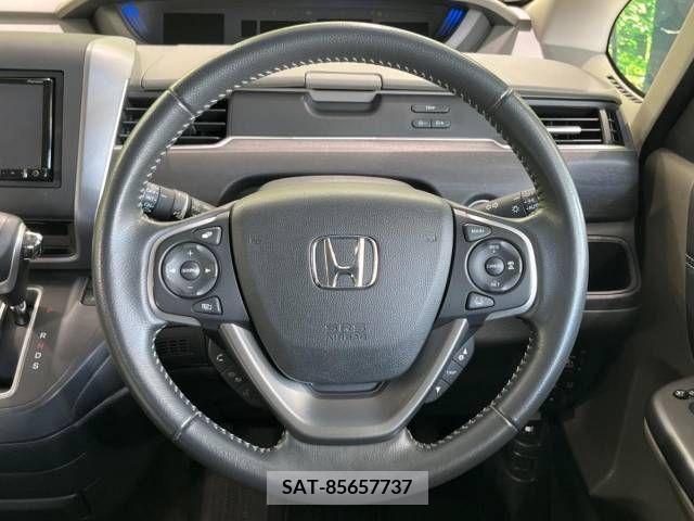 Honda FREED 2017-02 390982-11