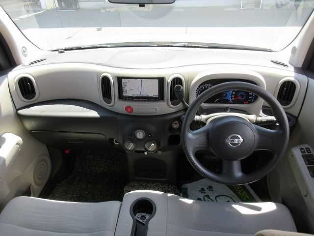 Nissan CUBE 2010-03 28444-1