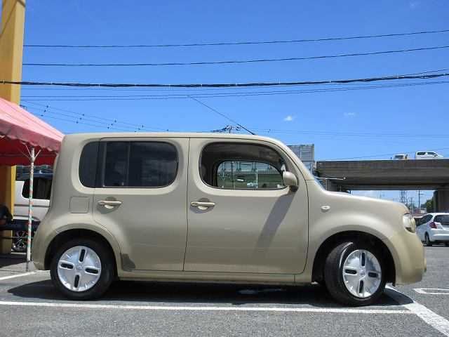 Nissan CUBE 2010-03 28444-18