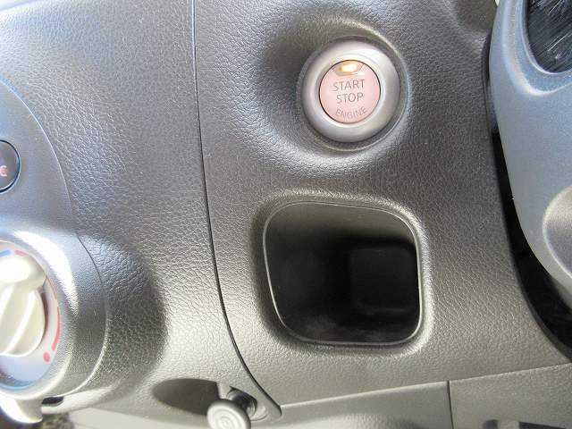 Nissan CUBE 2010-03 28444-6