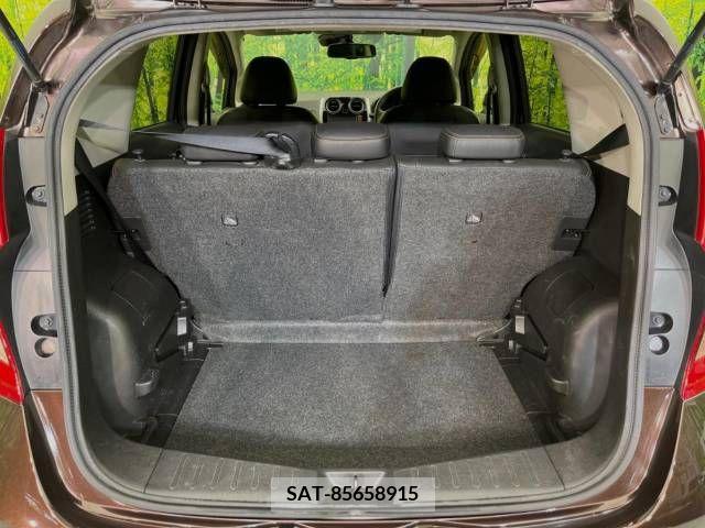 Nissan NOTE 2015-10 365411-10