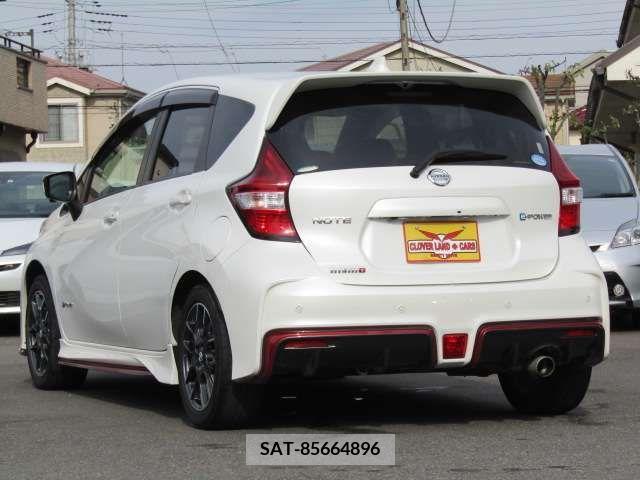 Nissan NOTE 2019-02 242342-8