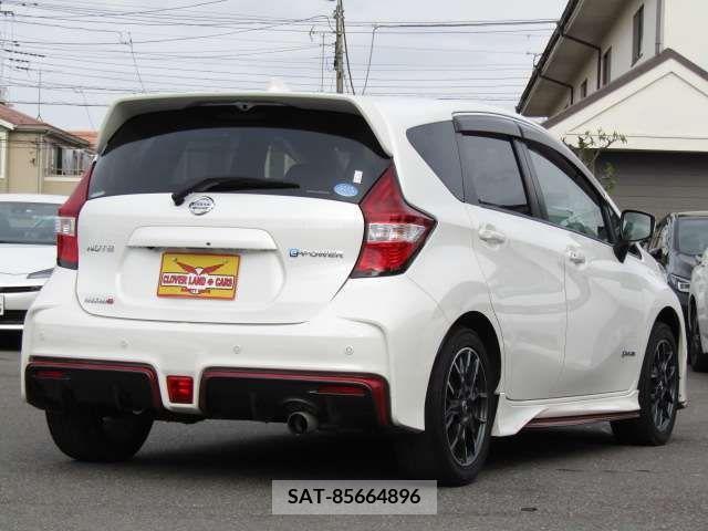 Nissan NOTE 2019-02 242342-7