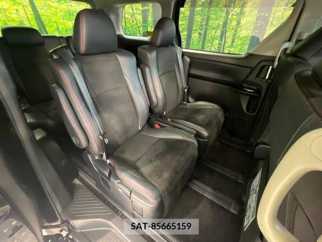 Toyota VELLFIRE 2012-11 369793-9