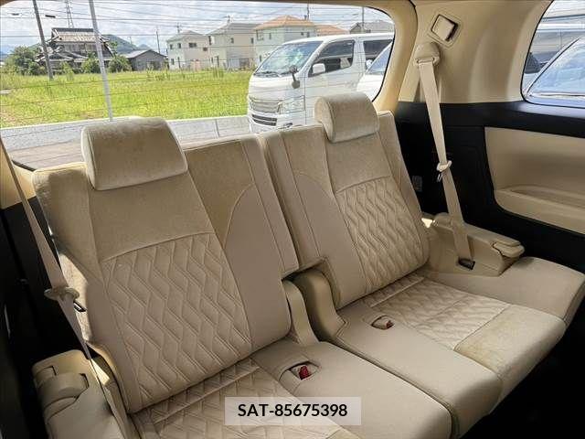 Toyota ALPHARD 2022-12 388964-19